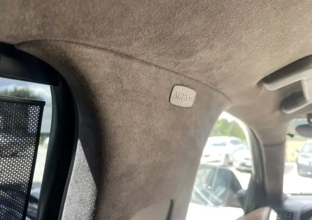 VOLKSWAGEN Touareg 4.2 V8 Automatik Individual