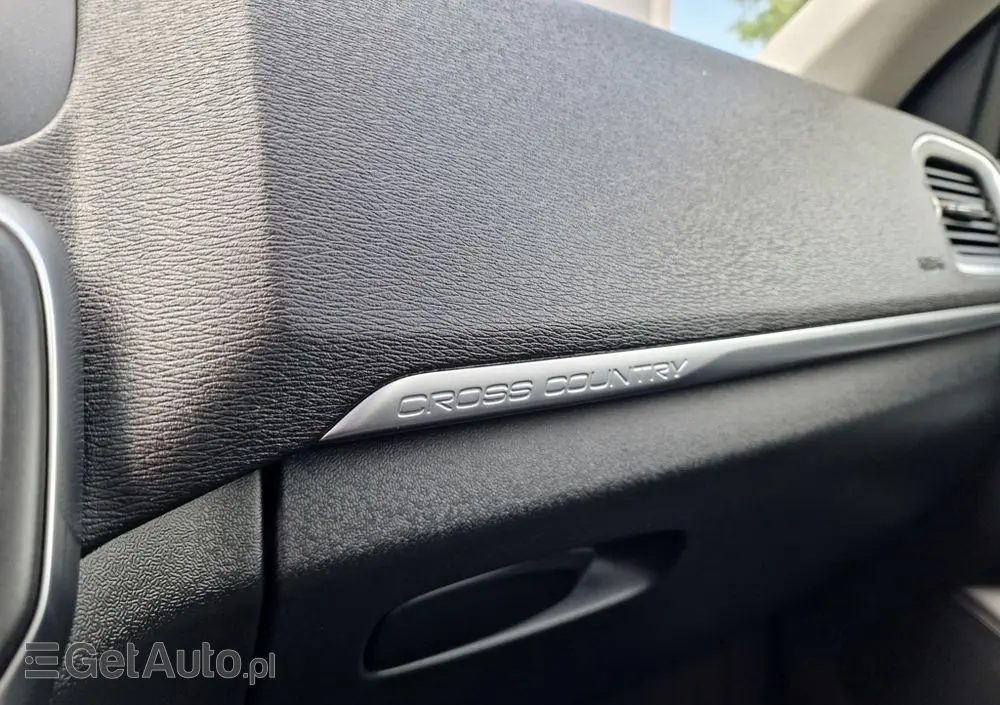 VOLVO V40 Cross Country D2 Geartronic Momentum