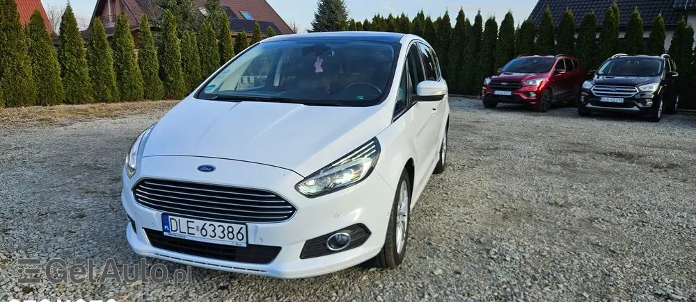 FORD S-Max 2.0 TDCi Titanium
