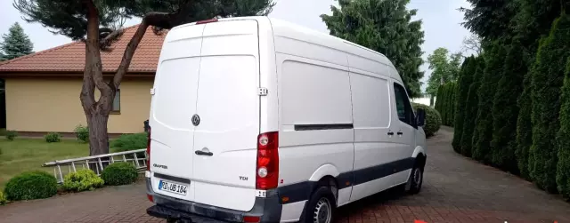 VOLKSWAGEN Crafter 
