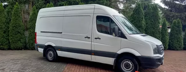 VOLKSWAGEN Crafter 