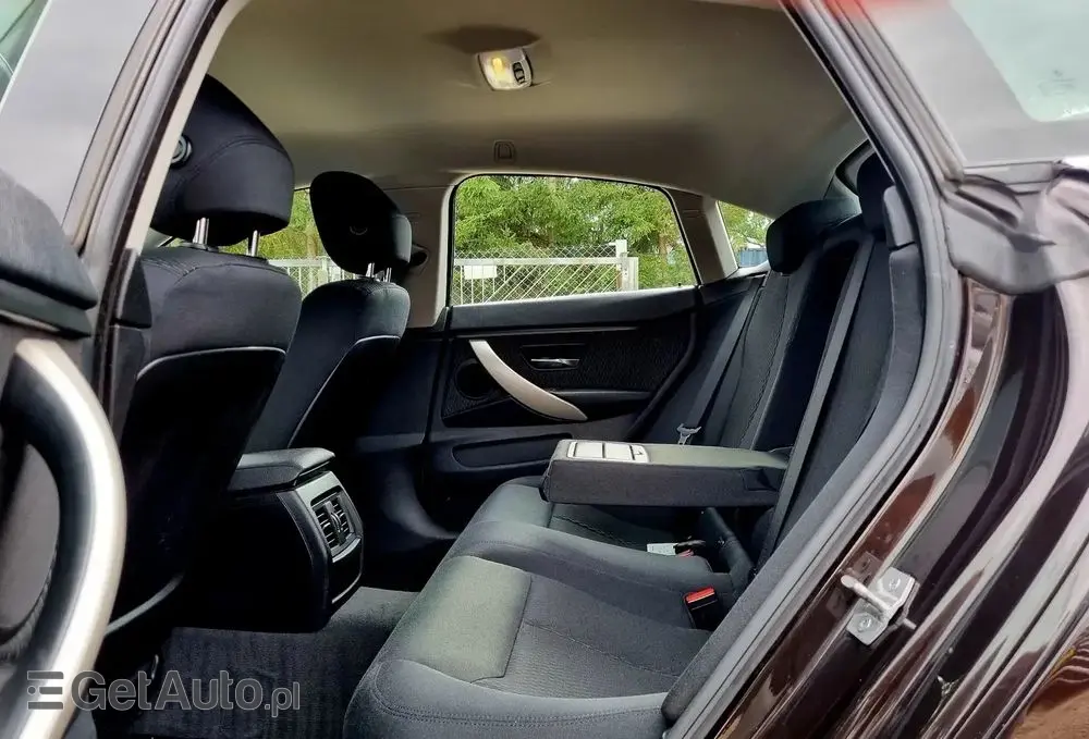 BMW Seria 4 420d Sport-Aut Sport Line