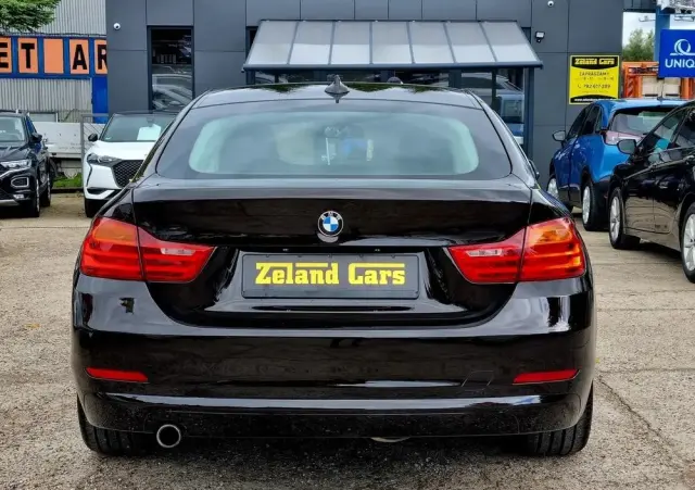 BMW Seria 4 420d Sport-Aut Sport Line