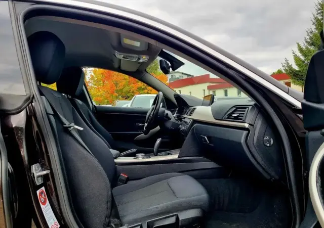 BMW Seria 4 420d Sport-Aut Sport Line