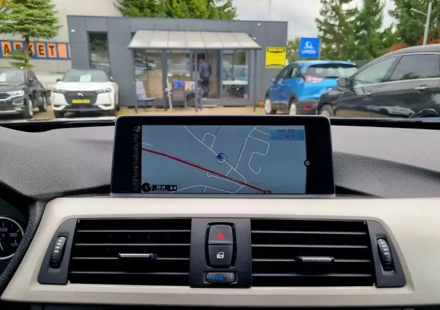 BMW Seria 4 420d Sport-Aut Sport Line