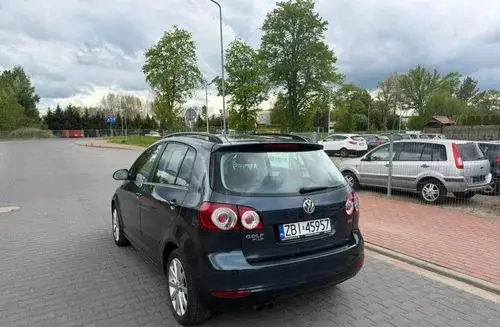 VOLKSWAGEN Golf Plus 