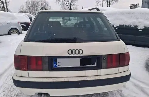 AUDI 80 
