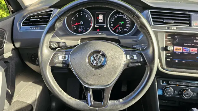 VOLKSWAGEN Tiguan Comfortline DSG