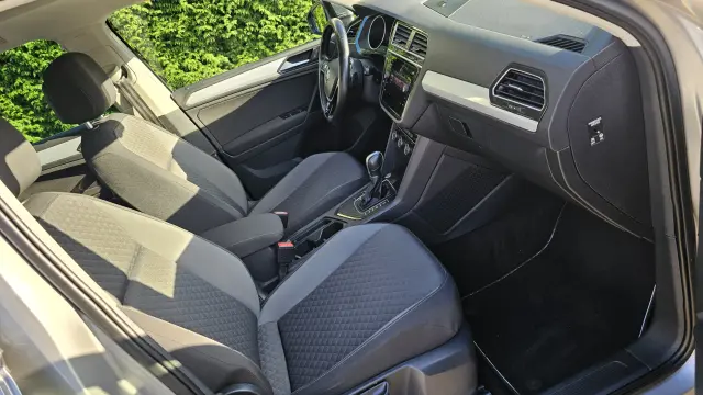 VOLKSWAGEN Tiguan Comfortline DSG