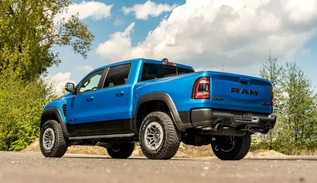 DODGE RAM 