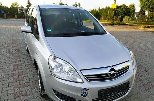 OPEL Zafira 