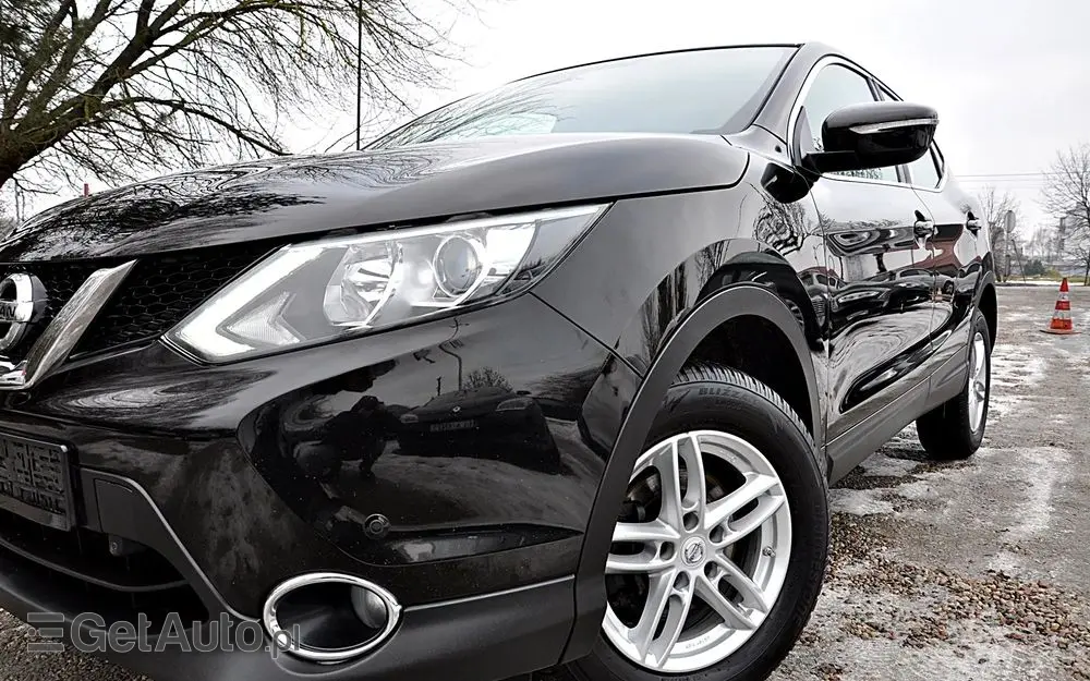 NISSAN Qashqai 1.6 DCi Black Edition EU6