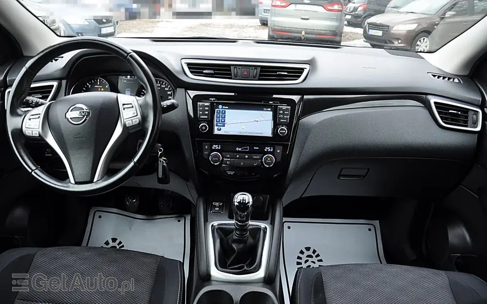 NISSAN Qashqai 1.6 DCi Black Edition EU6