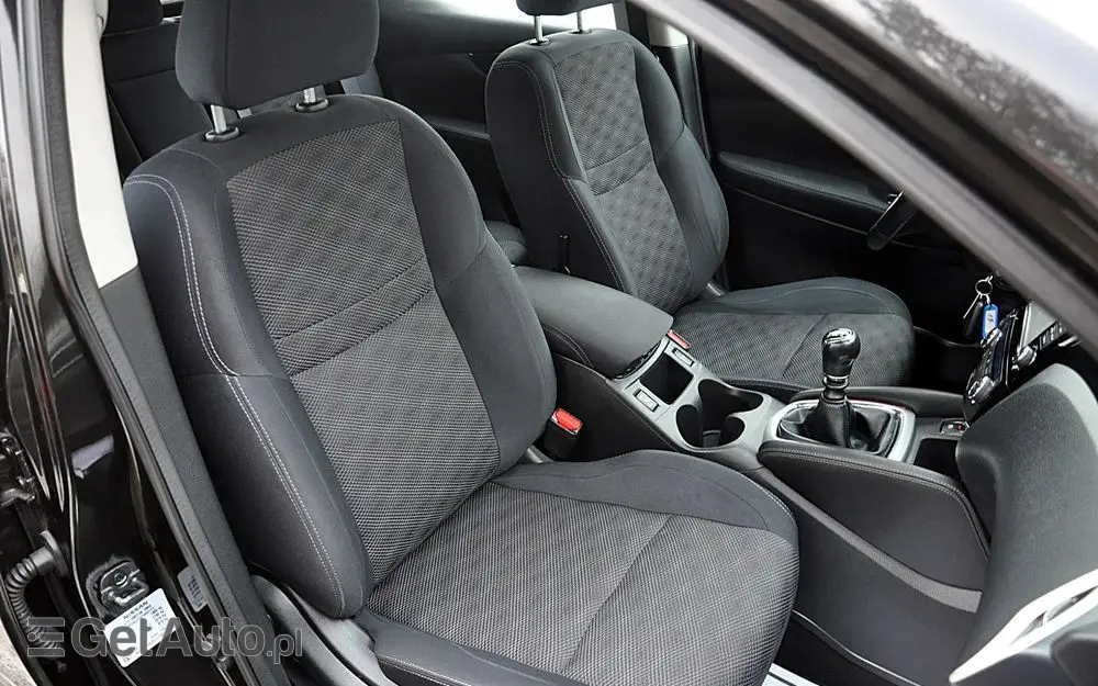 NISSAN Qashqai 1.6 DCi Black Edition EU6