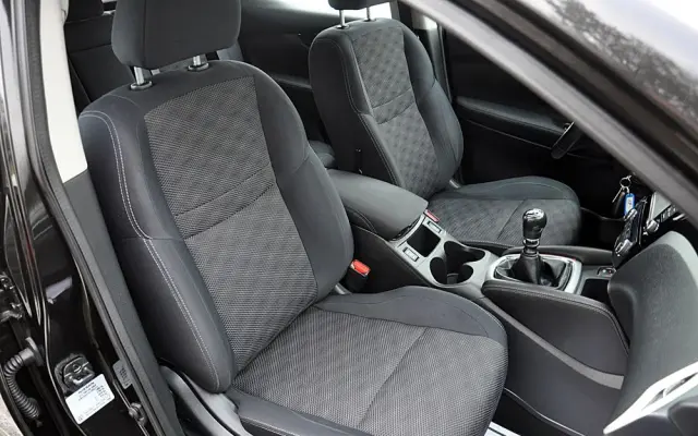 NISSAN Qashqai 1.6 DCi Black Edition EU6