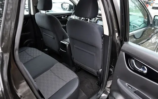 NISSAN Qashqai 1.6 DCi Black Edition EU6