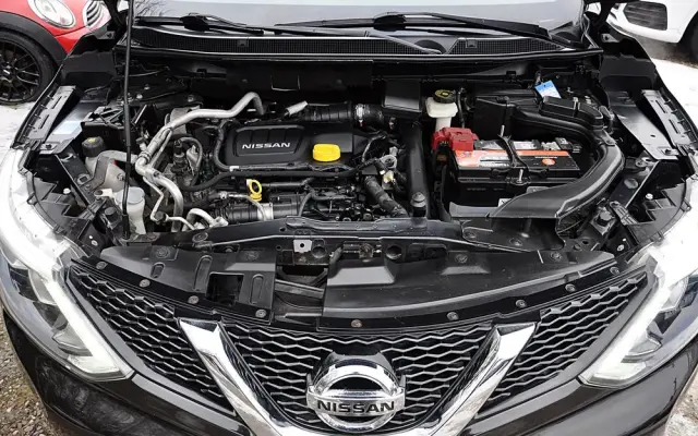 NISSAN Qashqai 1.6 DCi Black Edition EU6