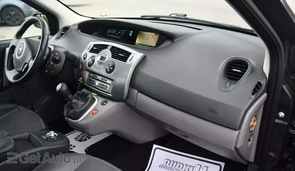 RENAULT Scenic 