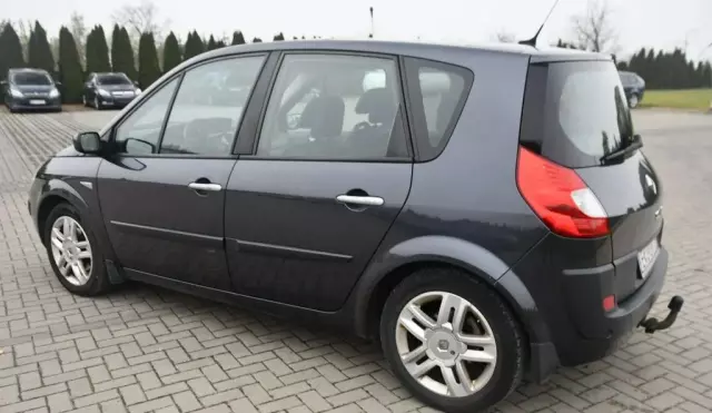 RENAULT Scenic 