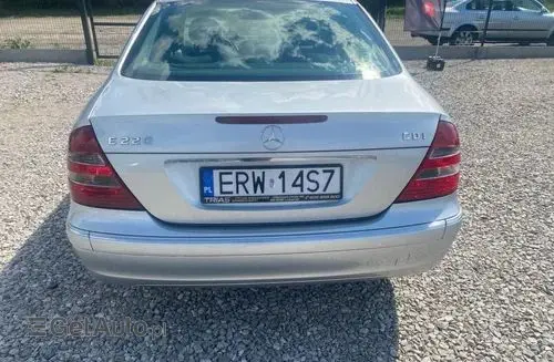 MERCEDES-BENZ Klasa E 