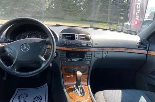 MERCEDES-BENZ Klasa E 