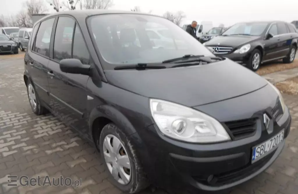 RENAULT Scenic 