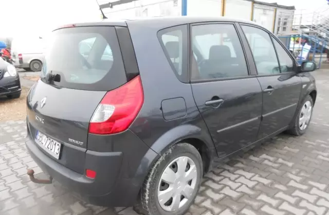 RENAULT Scenic 