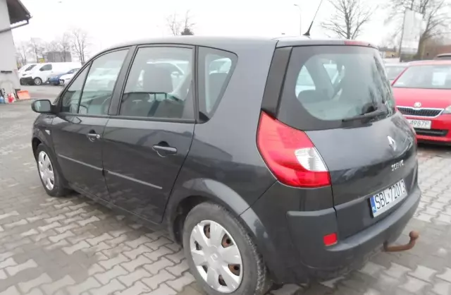 RENAULT Scenic 
