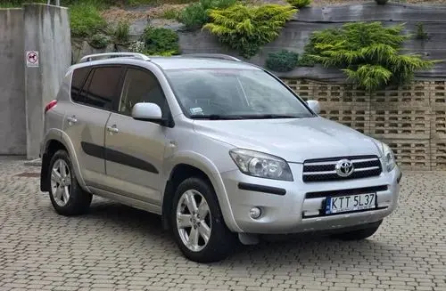 TOYOTA Rav 4 