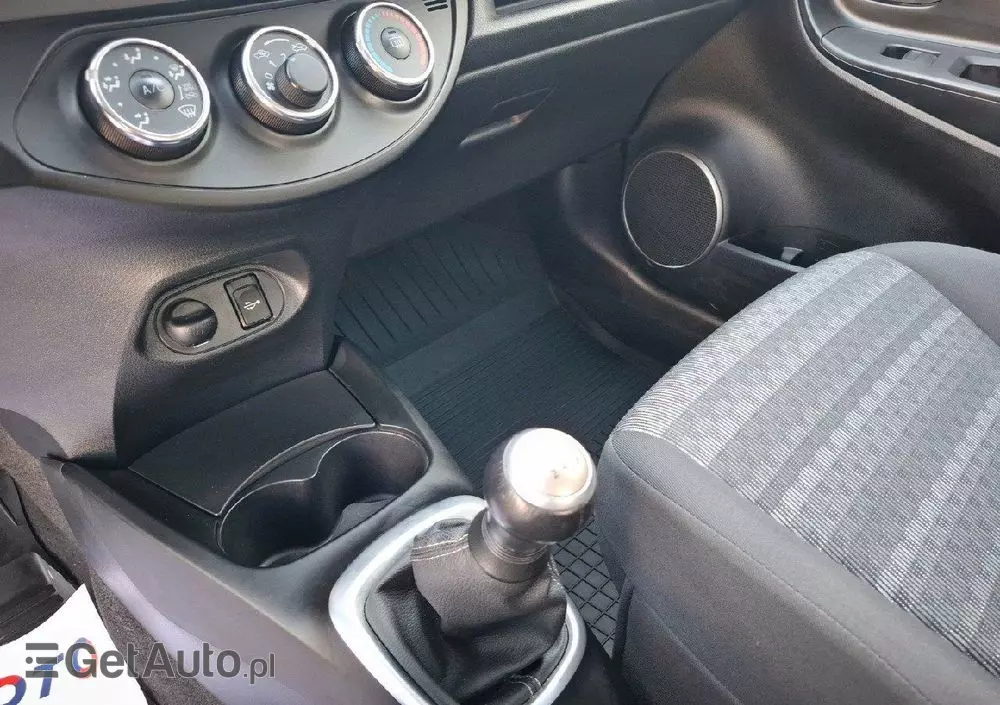 TOYOTA Yaris 1.0 Active EU6
