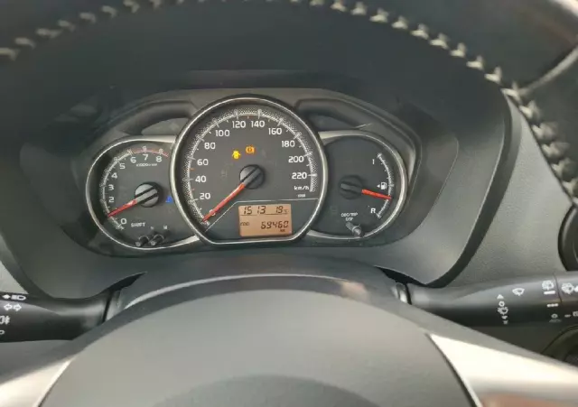 TOYOTA Yaris 1.0 Active EU6