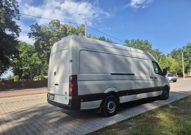 VOLKSWAGEN Crafter 