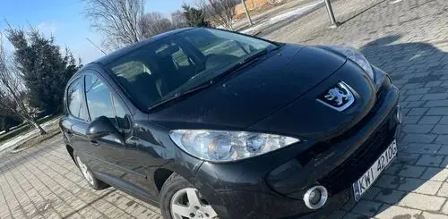 PEUGEOT 207 