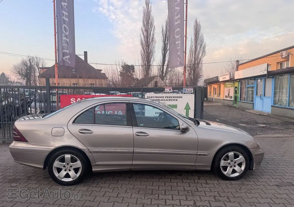 MERCEDES-BENZ Klasa C 200 Kompressor Elegance