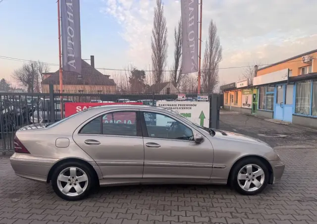 MERCEDES-BENZ Klasa C 200 Kompressor Elegance