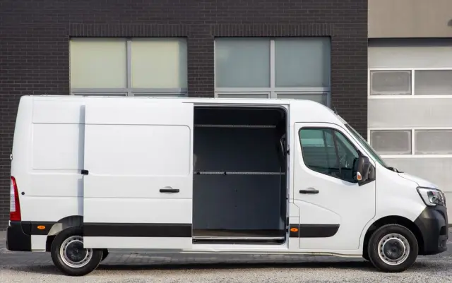 RENAULT Master 180KM L3H2 blaszak *SPRAWDŹ* 