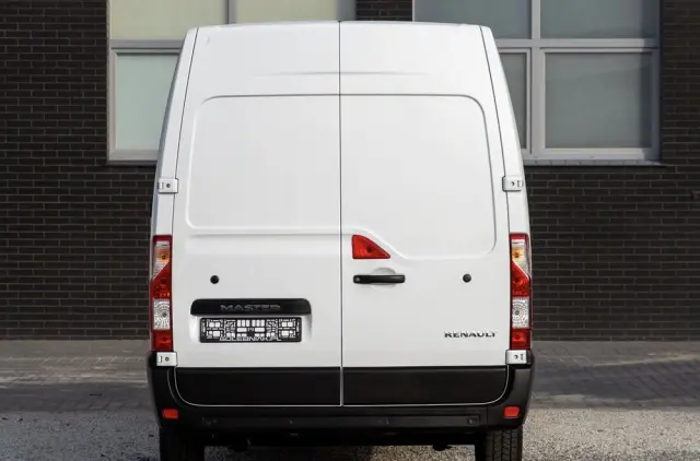 RENAULT Master 180KM L3H2 blaszak *SPRAWDŹ* 