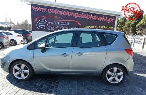 OPEL Meriva 