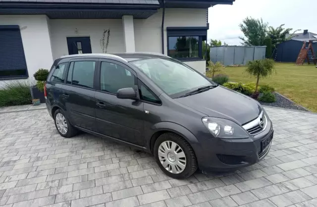 OPEL Zafira 