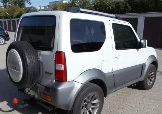 SUZUKI Jimny 
