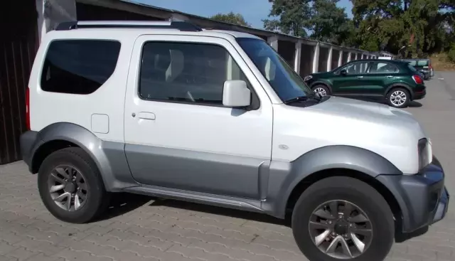 SUZUKI Jimny 