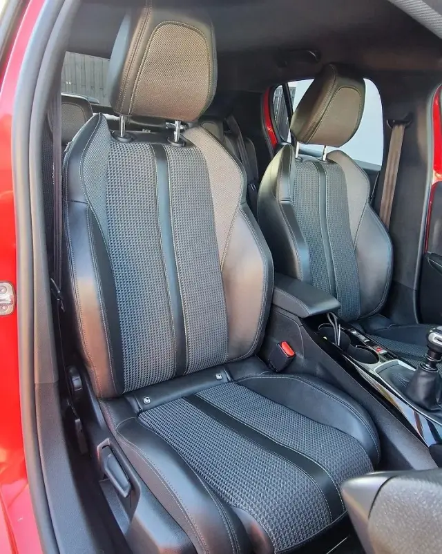 PEUGEOT 208 1.5 BlueHDi GT S&S