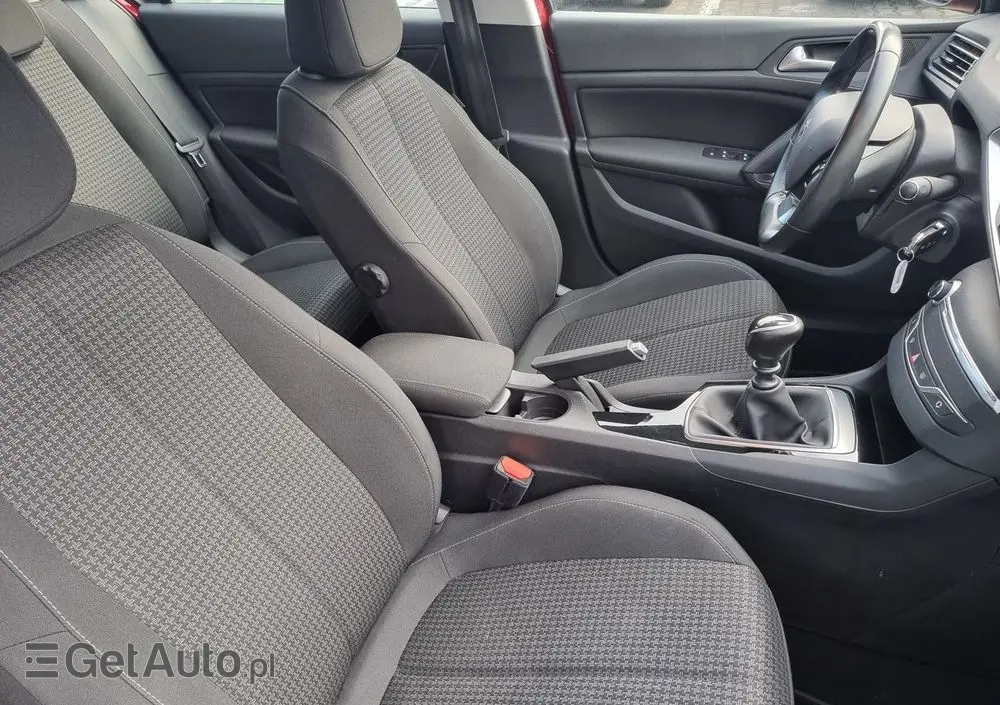 PEUGEOT 308 1.2 PureTech GPF Active Pack Business S&S