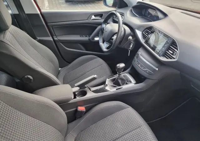 PEUGEOT 308 1.2 PureTech GPF Active Pack Business S&S