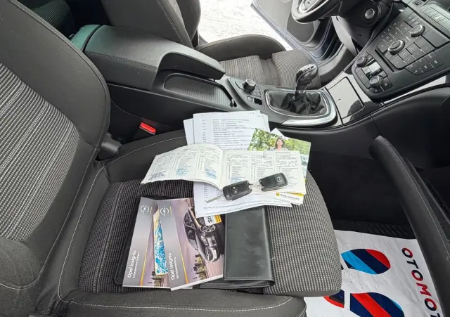 OPEL Insignia 2.8 Turbo 4x4 Cosmo