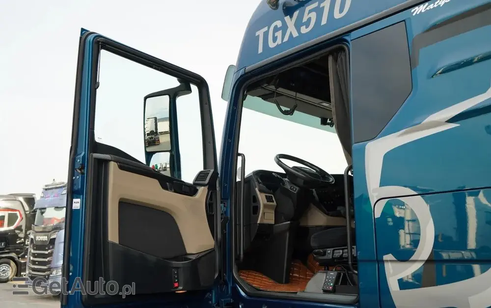 MAN TGX 18.510 / GX / MEGA / RETARDER / NAVI / LOW DECK 