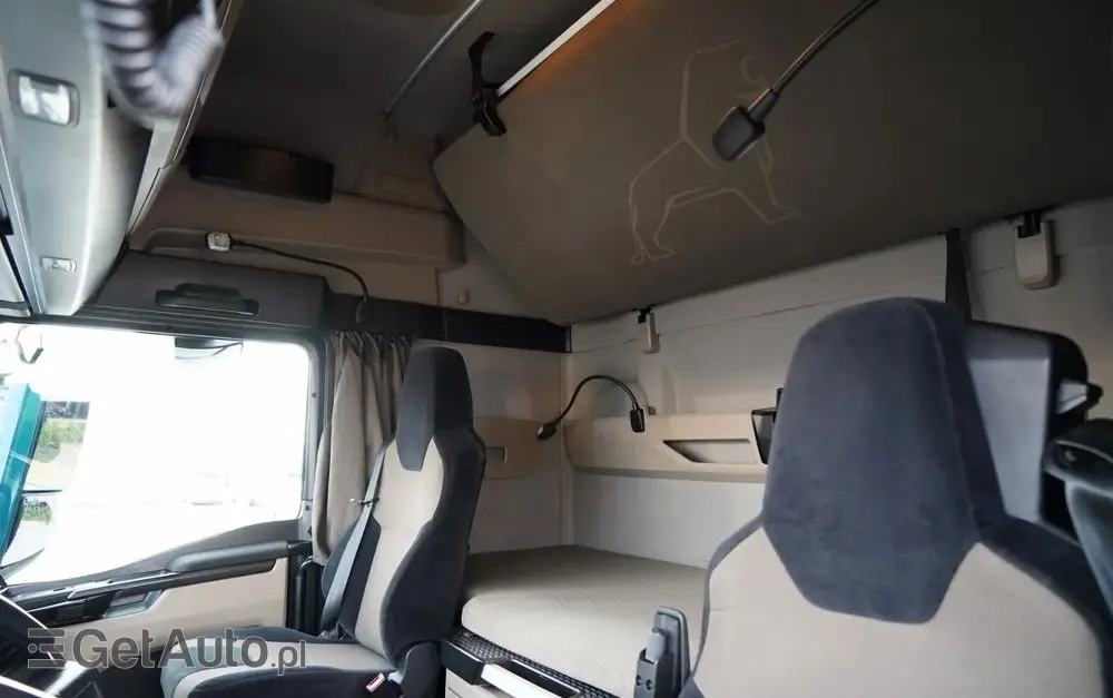 MAN TGX 18.510 / GX / MEGA / RETARDER / NAVI / LOW DECK 