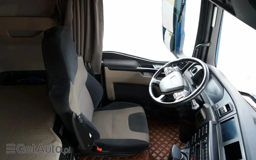 MAN TGX 18.510 / GX / MEGA / RETARDER / NAVI / LOW DECK 