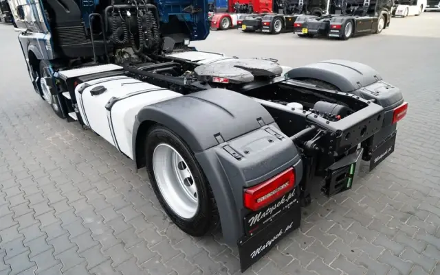 MAN TGX 18.510 / GX / MEGA / RETARDER / NAVI / LOW DECK 