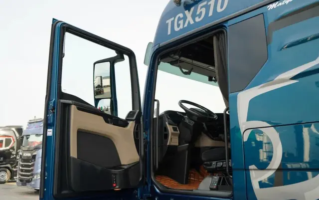 MAN TGX 18.510 / GX / MEGA / RETARDER / NAVI / LOW DECK 